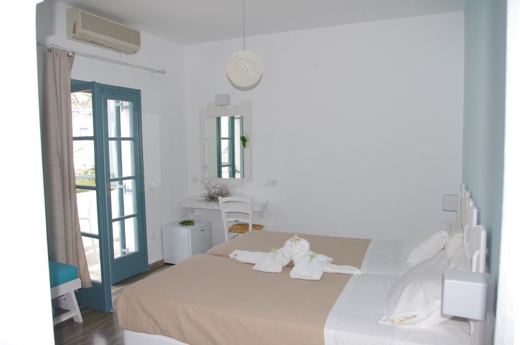 Iris Boutique Hotel Kamári Chambre photo