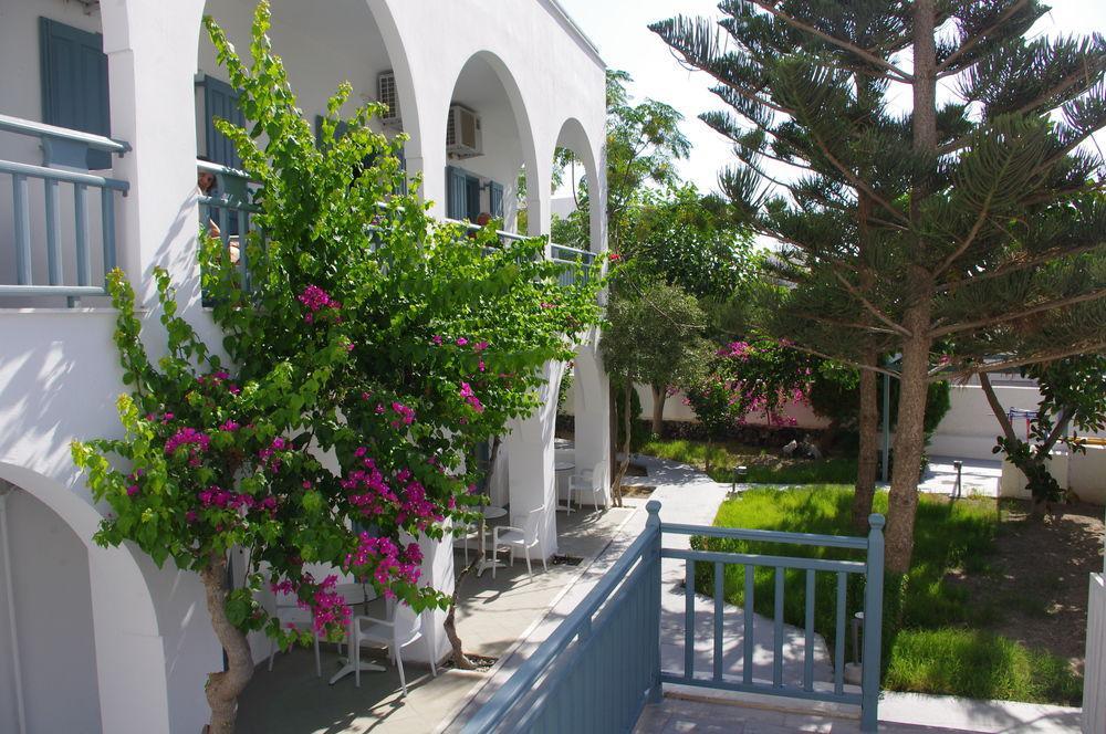 Iris Boutique Hotel Kamári Extérieur photo